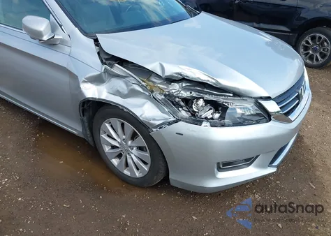 2013 Honda Accord Ex-L z USA, uszkodzony, nr VIN 1HGCR2F84DA268417